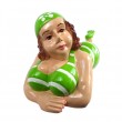 Statue baigneuse allongée en résine maillot vert 80 cm