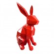 Statue XXL lapin assis rouge origami 82 cm en résine oreilles droite